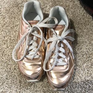 Reebok Gold Snickers -Size 3